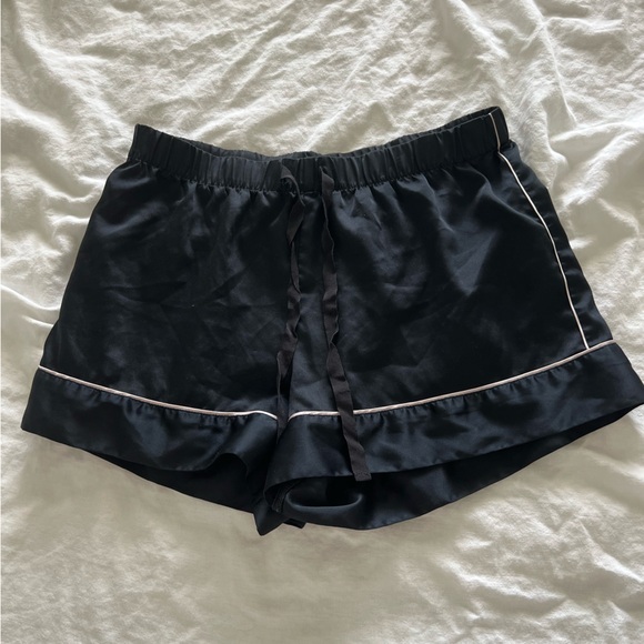 Victoria Secret PJ set - Picture 2 of 6